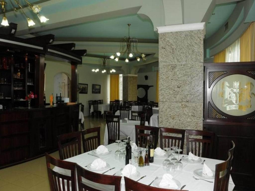 Hotel George Görice Dış mekan fotoğraf