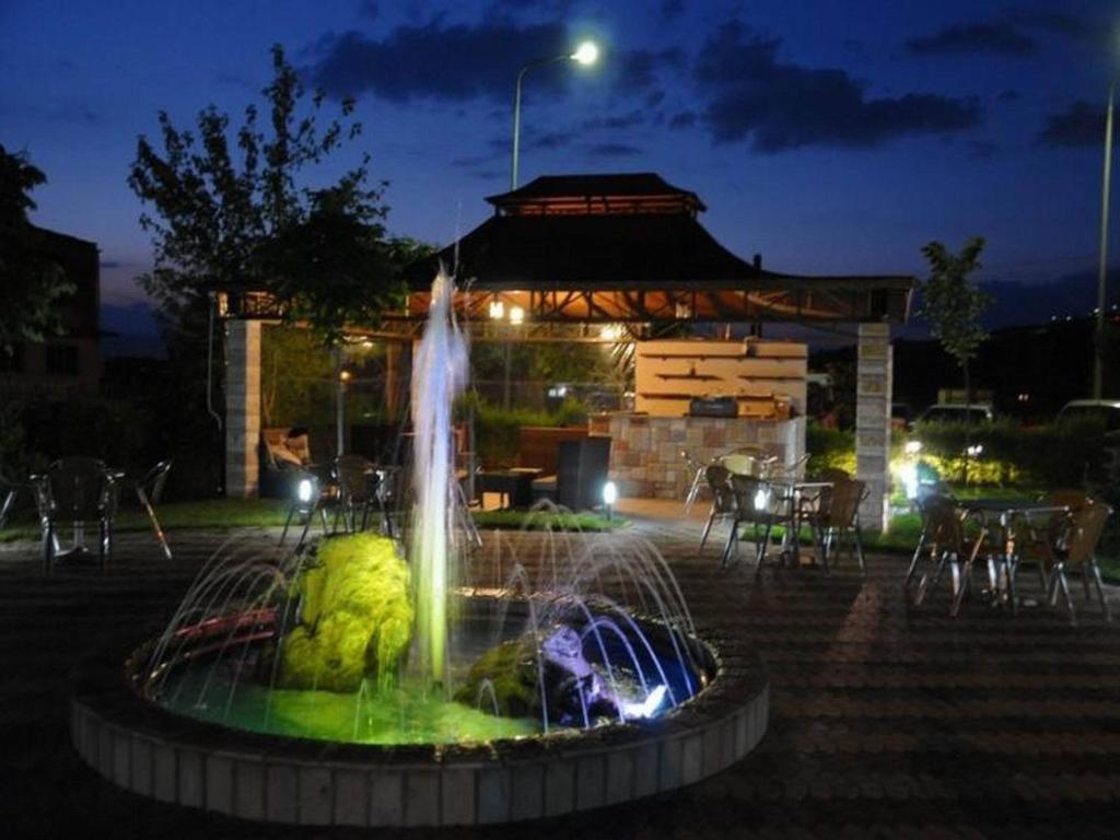 Hotel George Görice Dış mekan fotoğraf